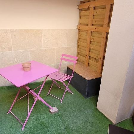 Charming Studio In The Heart Of 아비뇽 외부 사진