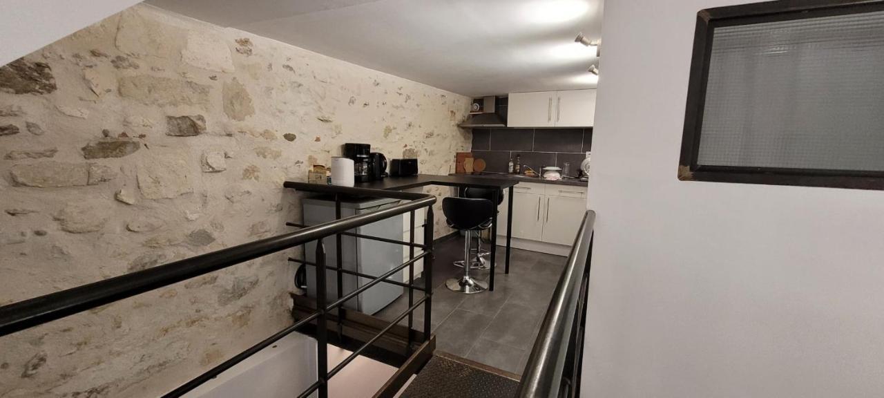 Charming Studio In The Heart Of 아비뇽 외부 사진